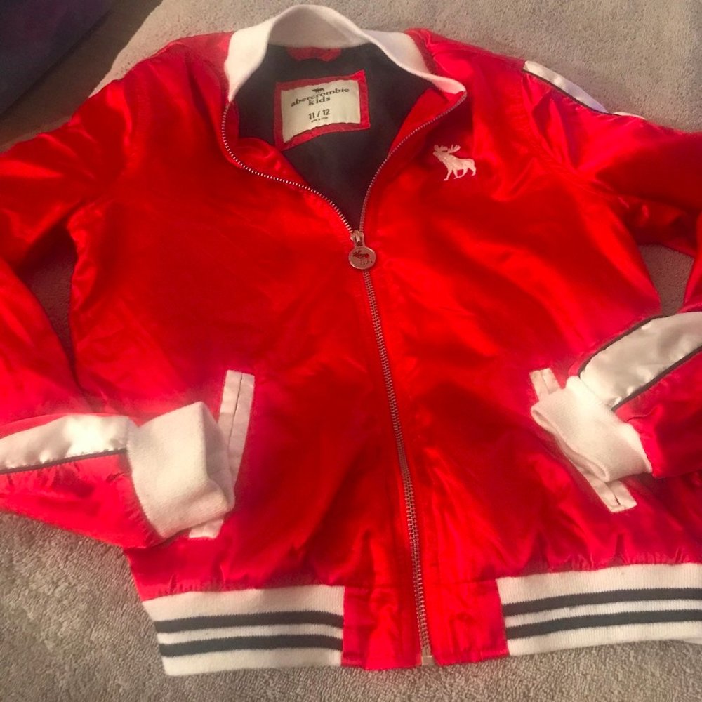 Size 11/12 kind Abercrombie jacket